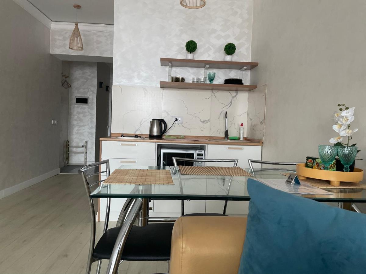 Арбат Apartment 阿拉木图 外观 照片
